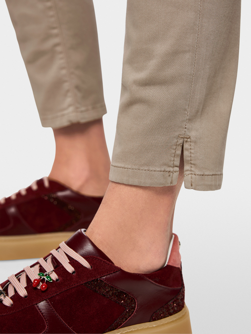 Pantalon moderne SILEA à coupe slim