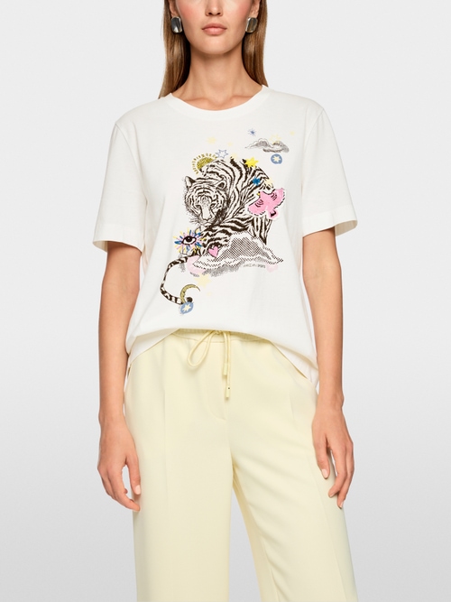 T-shirt with appliqués