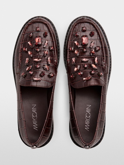 Crocodile-effect loafers with crystals