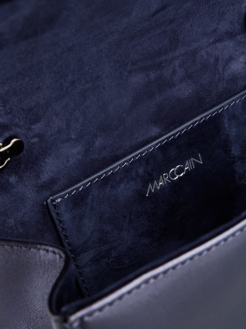 Flap bag in metallic leather