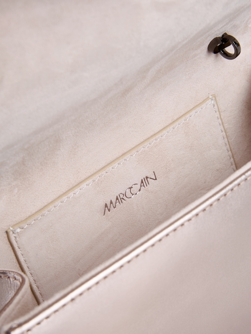 Flap bag in metallic leather