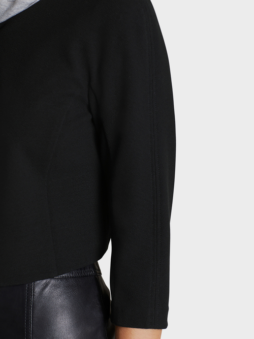 Short jacket