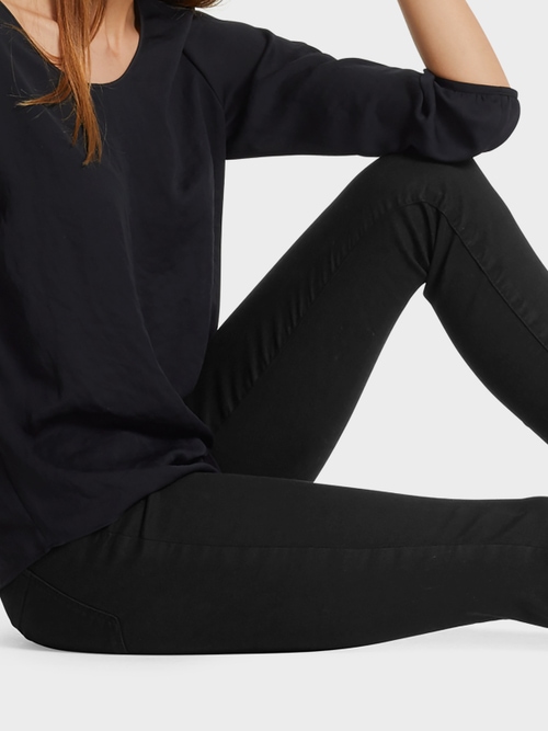 Stretchy tube jeans