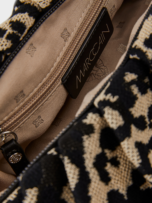 Henkeltasche mit Leomuster