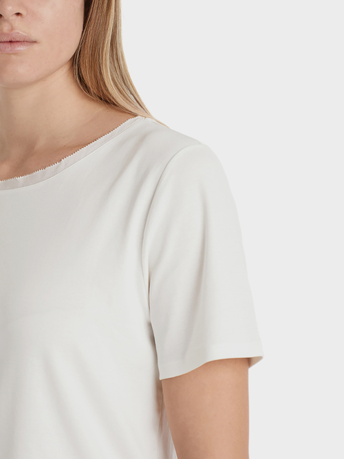 Baumwoll-T-Shirt mit Seidenkante