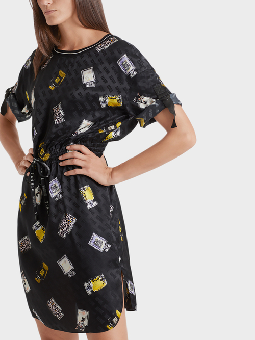 Kleid aus Bambus und Seide