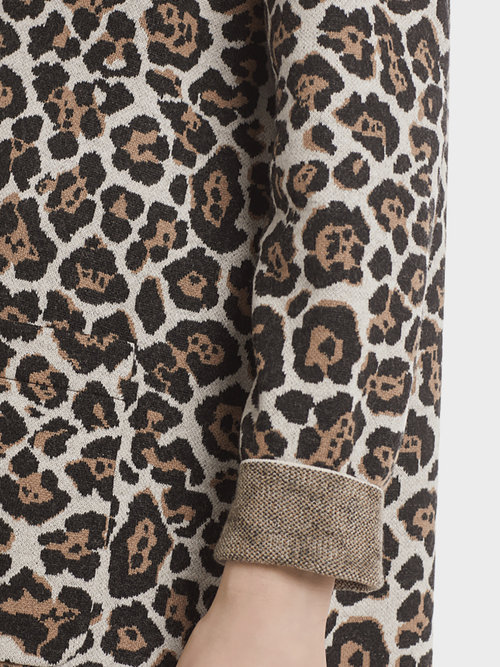Fringed leopard coat Knitted in Germany