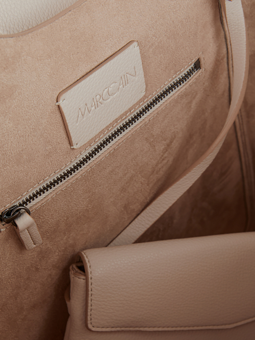Tote bag in vegan leather