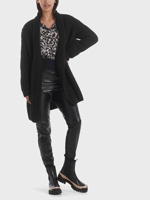 Grofgebreid vest 'Knitted in Germany'
