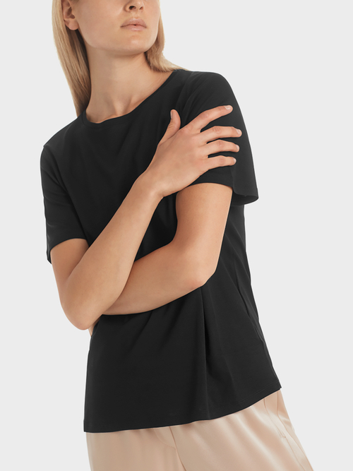 Simple cotton top