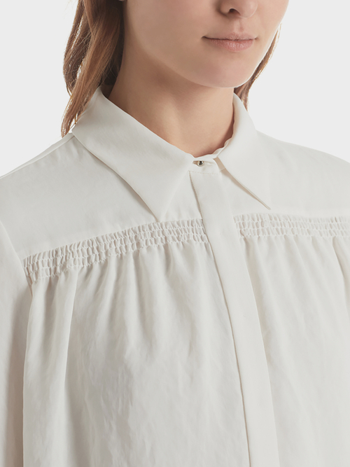 Blouse met smockdetails