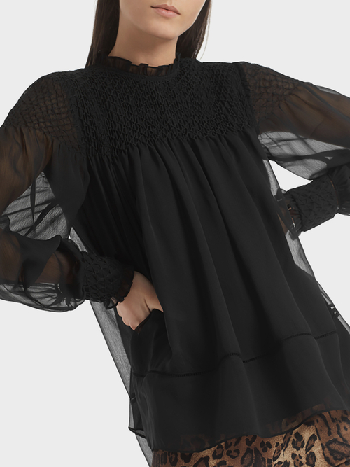 Chiffonbluse mit Handstitching-Details