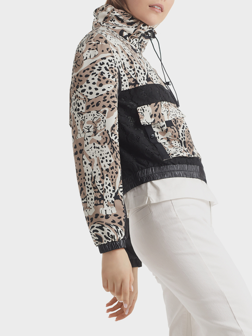 Jacket with leopard print