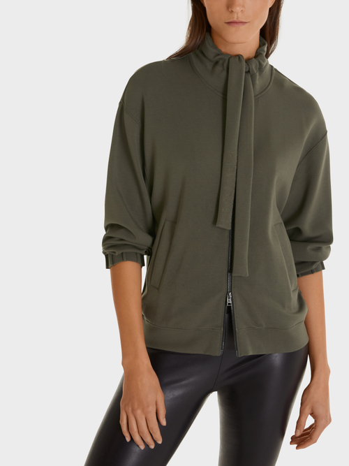 Sportive Jacke