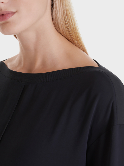 Fließendes Blusenshirt