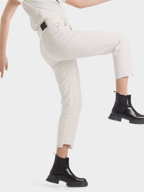 Jeans "Rethink Together"