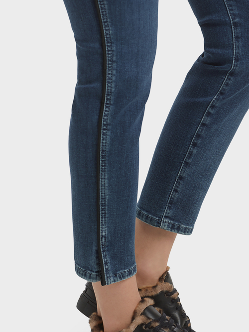 Jeans „Rethink Together“