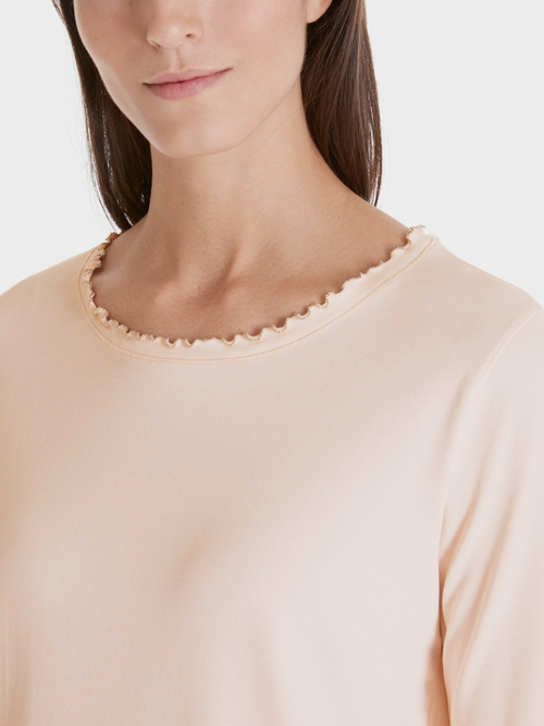 Shirt mit Ausschnittverzierung