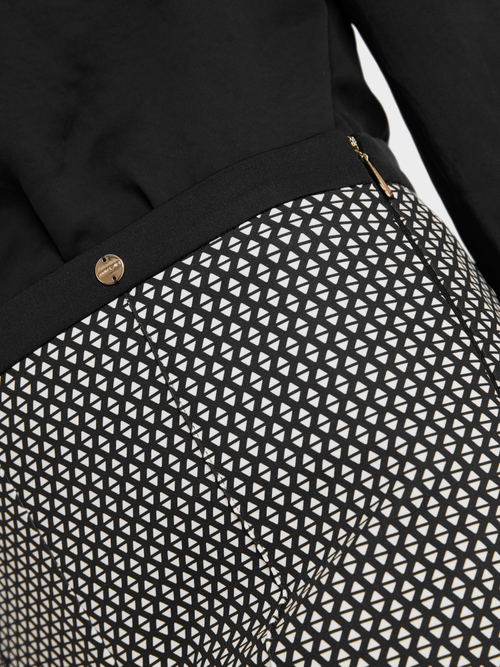 Stretchhose mit Karo-Kleinmuster