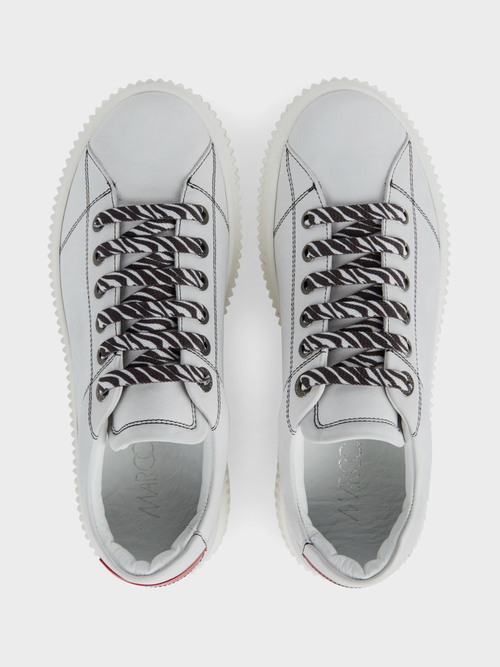 Trainers with zebra laces
