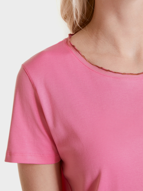 T-Shirt mit Seidendetail