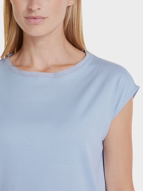 Unkompliziertes Baumwollshirt