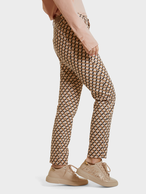 Röhrenjeans mit Graphic-Muster