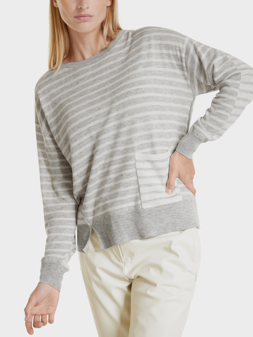 Gestreifter Feinstrickpullover
