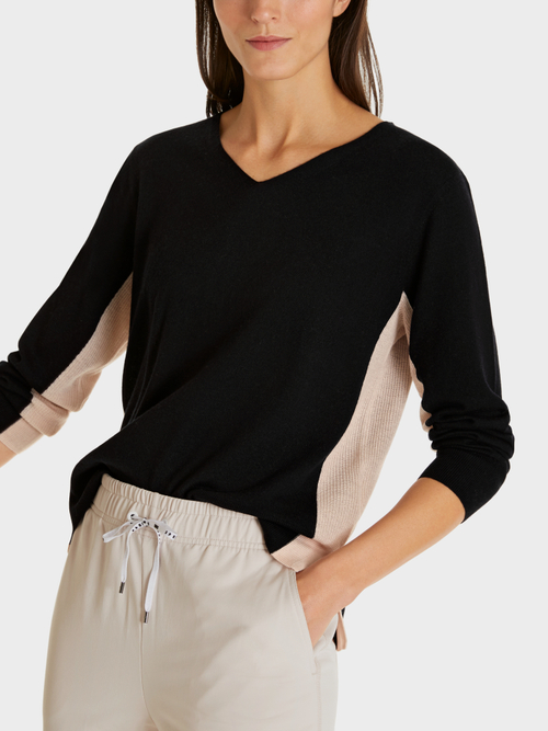 Pull-over bicolore en fine maille