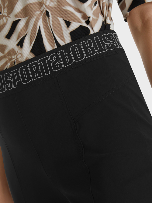 Hose aus Stretchmaterial