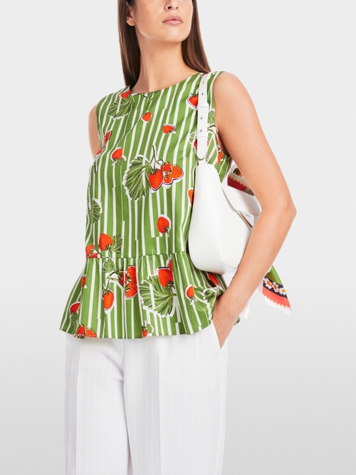 Cotton top with strawberry print
