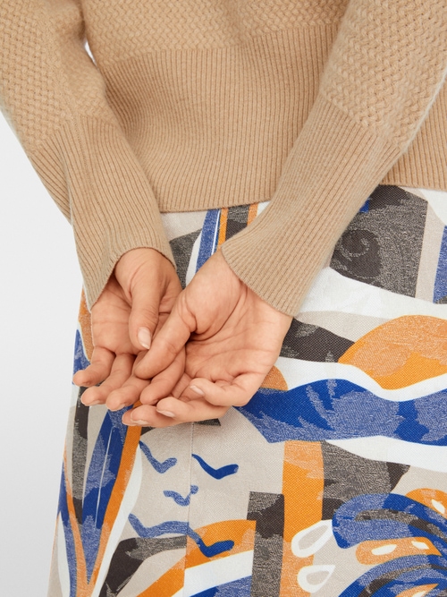 Kaschmirpullover mit feinen Zöpfen