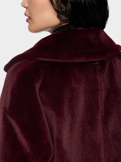 Weiche Outdoor-Jacke