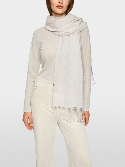 Scarf in new wool and cashmere blend