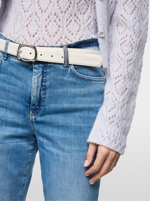 Modern leather hip belt