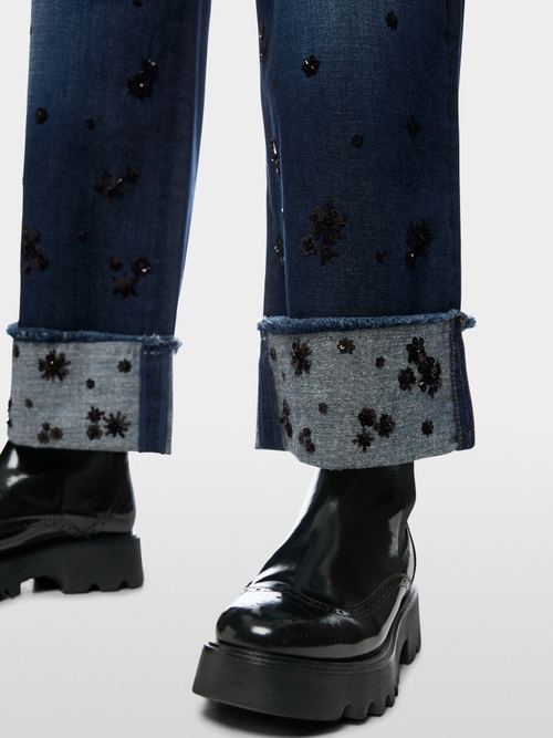 WUKARI Rethink Together jeans