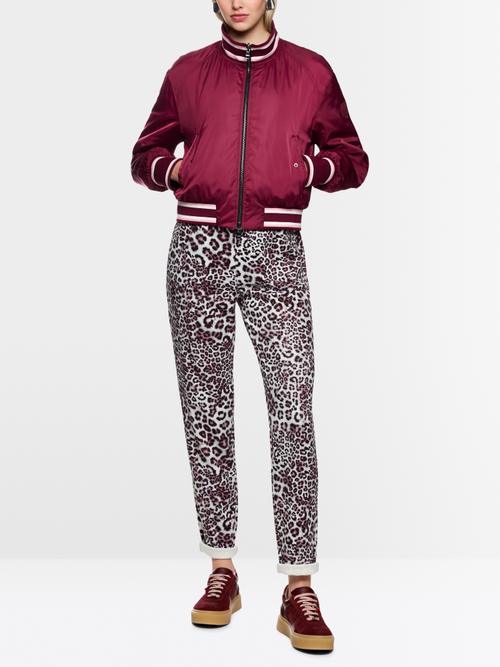 Reversible bomber jacket