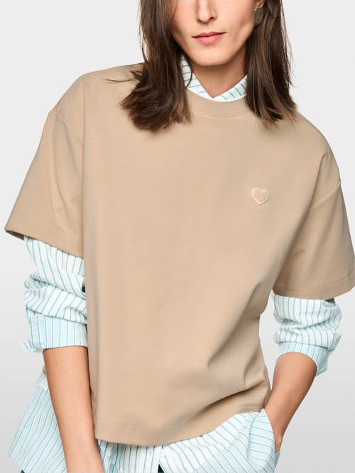 Shirt with heart and striped details
