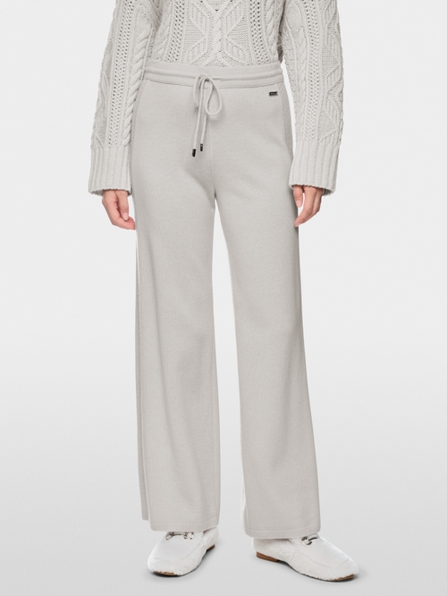 ‘Knitted in Germany’ WASHINGTON trousers