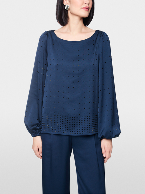 Loose-fitting blouse with rhinestones