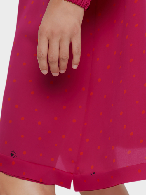 Kleid mit femininen Details