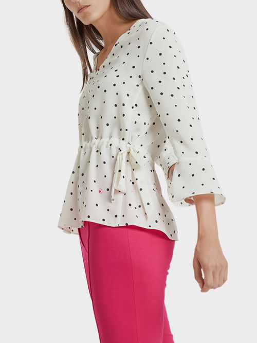 Blouse with feminine details