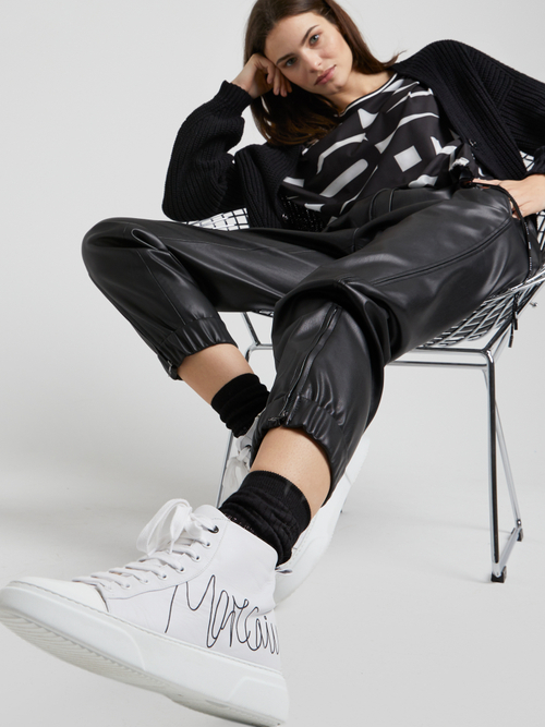 High-Top-Sneaker mit Print