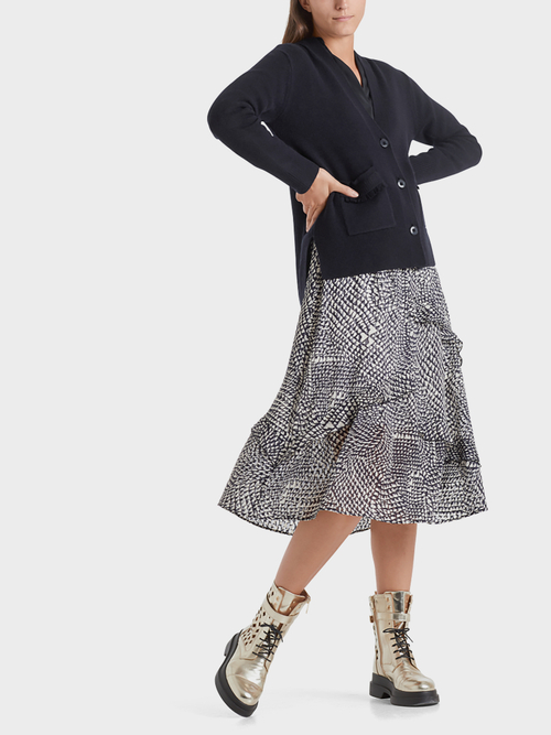 Feminine fil coupé skirt