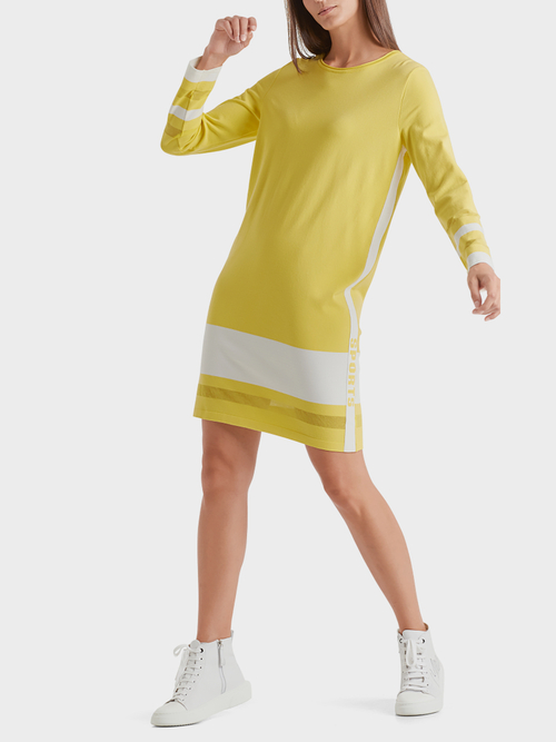 Kleid Knitted in Germany