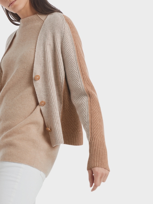 Veste en tricot avec cachemire