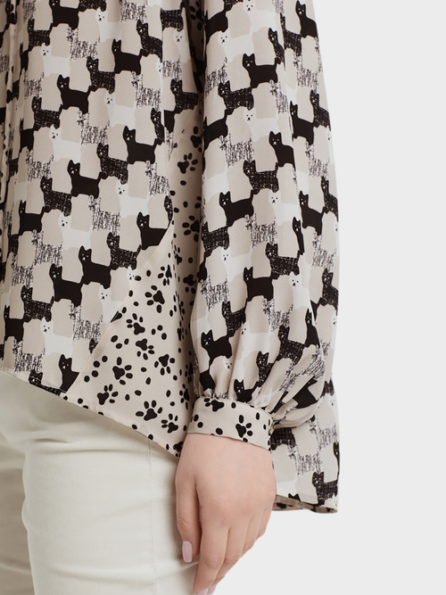 Blouse with puppy print