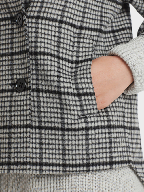 Pea coat with checked pattern