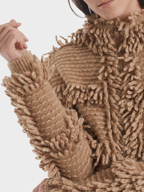 Fransenjacke Knitted in Germany