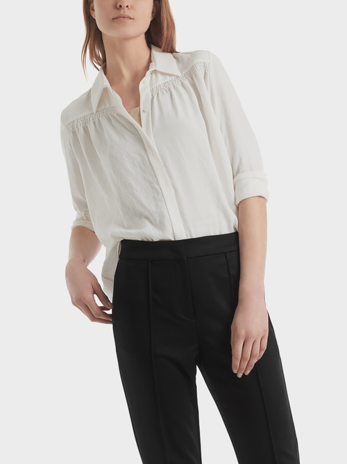 Blouse met smockdetails